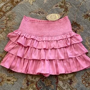⭐️ NWT ⭐️ boutique rose pink ruffle skirt with shorts! MEDIUM